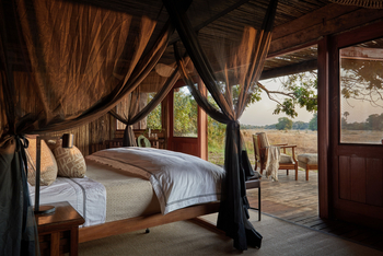 Kuyenda Bushcamp: Doppelbett mit Blick