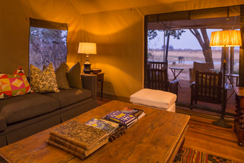 Verney's Camp: Hauptzelt