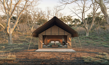 andBeyond Nxabega under Canvas: Außenansicht Zelt