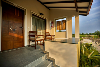 Blackbuck Safari Lodge: Veranda
