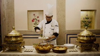 BrijRama Palace: Küche und Dining