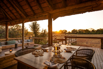 Camp Khwai: Esstisch