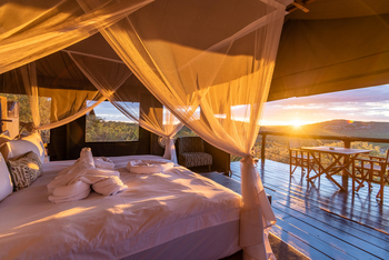 Eagle Tented Lodge: Hemingway Tent mit Blick