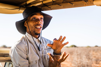 Kalahari Farmhouse: Guide