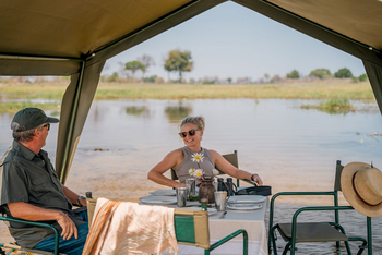 Karangoma Camp: Lunchzelt im Selinda Spillway
