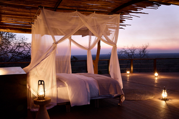 Lolelunga Private Reserve: Bett auf der Aussichtsterasse