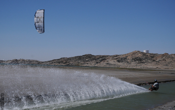 Lüderitz Nest Hotel: Kite Surfing