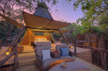 Shawa Luangwa Camp: Blick vom Balkon ins Zelt