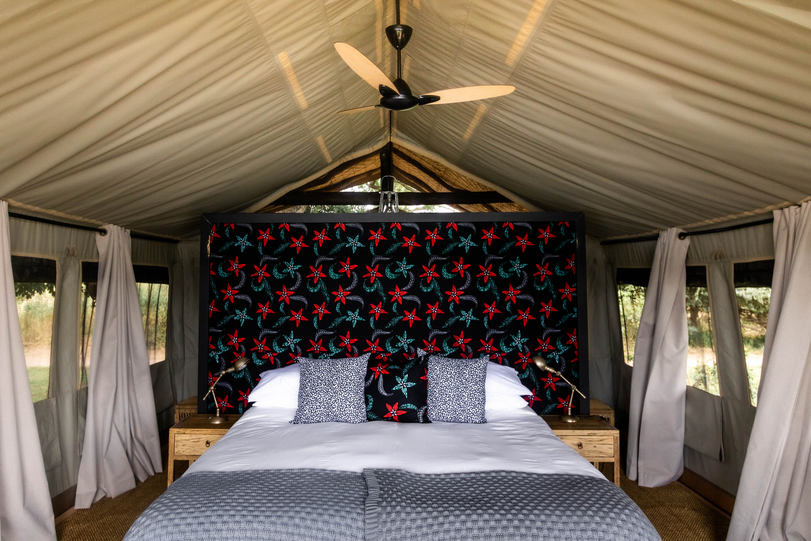 Time + Tide Chongwe Camp Time + Tide Chongwe Camp: Standardzelt - Interieur