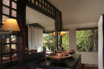 Desert Rhino Camp Desert Rhino Camp: Badezimmer