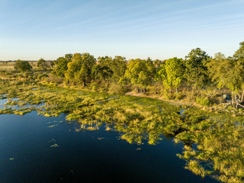 Maxa Camp Maxa Camp: Lage am Lagunenrand