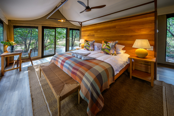 Muddy Teak Camp: Schlafzimmer