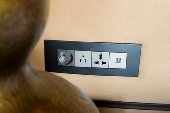 Nxabega Okavango Tented Camp: Elektrik