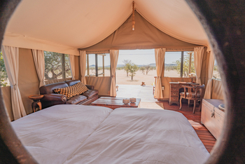 Ohorongo Tented Camp: Blick Richtung Westen
