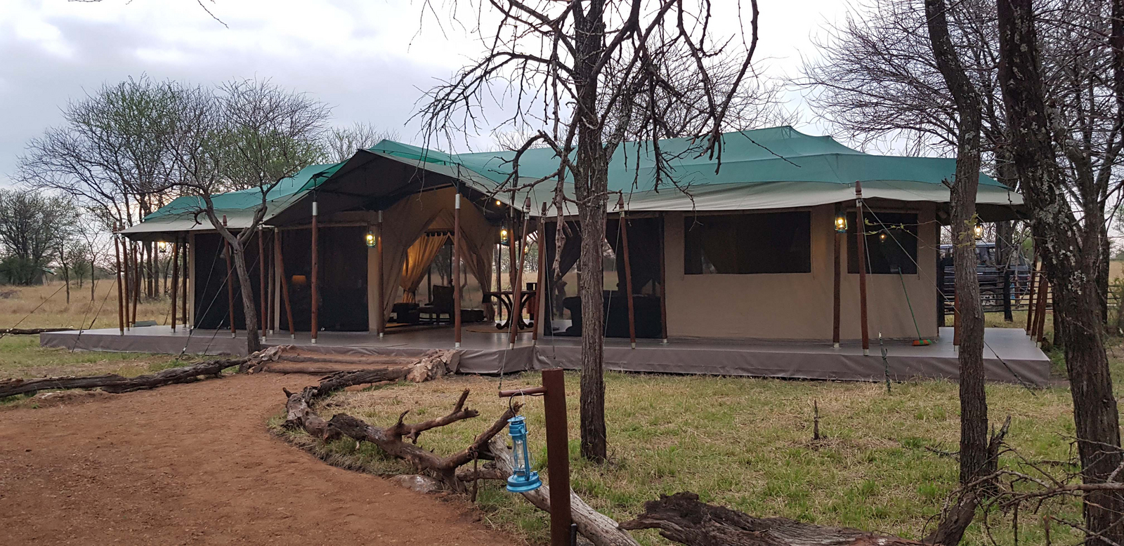 Ole Serai Camp Kogatende Ole Serai Camp Kogatende: Zentralbereich