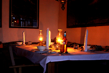 Papaya Lake Lodge: Esstisch