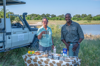 Saguni Safari Lodge Saguni Safari Lodge: Kaffee im Busch