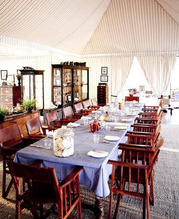 San Camp San Camp: Esstisch