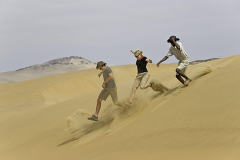 Serra Cafema Serra Cafema: Wanderung im Dünensand