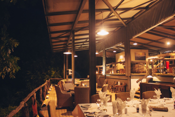 Shawa Luangwa Camp: Dinner auf dem Deck