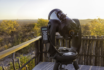 Taleni Etosha Village: Spiegelteleskop