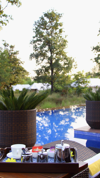 Bagh Villas: Frühstück am Pool