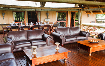 Deception Valley Lodge Deception Valley Lodge: Sofas