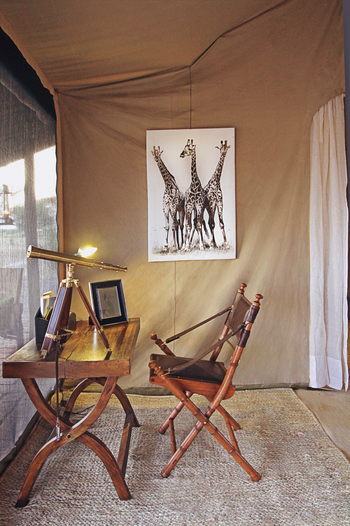 Little Chem Chem: Schreibtisch