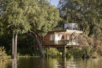 Victoria Falls River Lodge Victoria Falls River Lodge: Starbed Treehouse