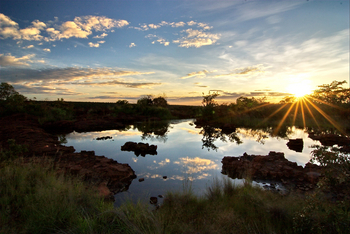 Waterberg Plateau Lodge Waterberg Plateau Lodge: Reflektionen im Wasserloch