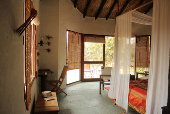 Flame of the Forest Safari Lodge: Zimmer 2