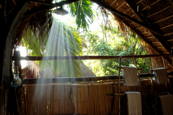 Greystoke Mahale: Dusche