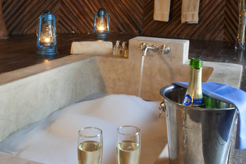 Luangwa River Camp: Gästebad