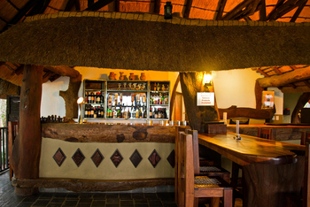 Namushasha River Lodge: Bar