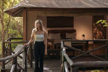 Rhino River Camp: Gast am Zelt