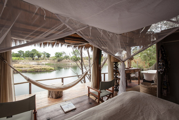 Sindabezi Island Camp: Chalet 1