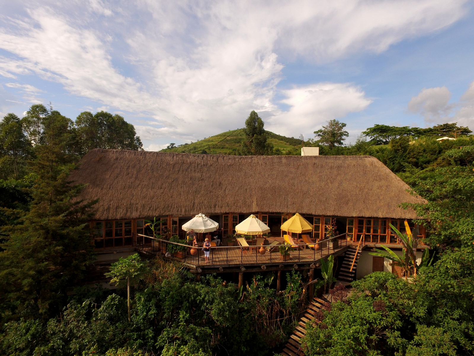 Papaya Lake Lodge Papaya Lake Lodge: Hauptdeck