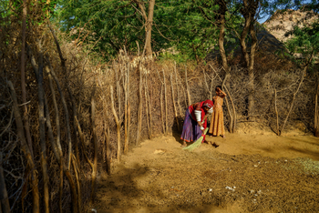 Bera Safari Lodge: Volk der Rabaris