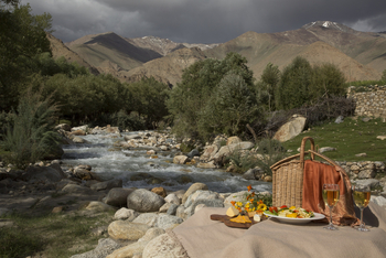 The Grand Dragon Hotel: Picknick