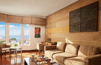 Vivanta by Taj President: Executive Suite