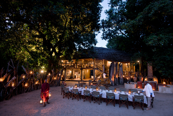 andBeyond Lake Manyara Tree Lodge: Dinner im Freien