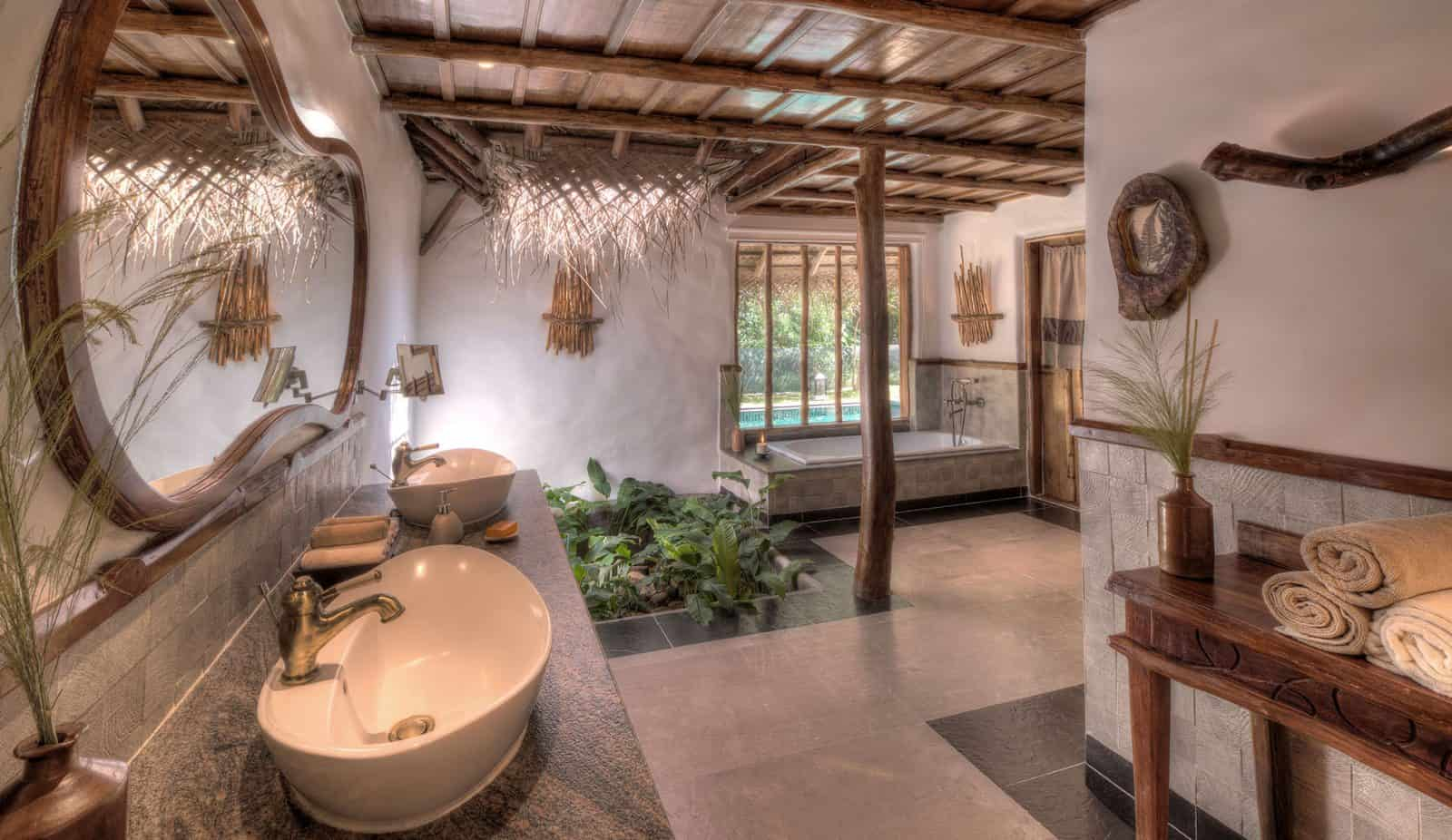 Evolve Back Kuruba Safari Lodge Evolve Back Kuruba Safari Lodge: Pool Hut Bad