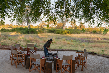 Selinda Explorers Camp Selinda Explorers Camp: Regiesessel