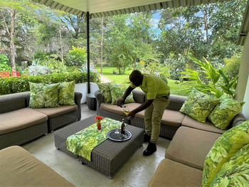 The Woodlands: Lounge