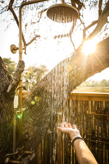 Tuludi Camp: Sky Suite - Dusche