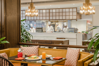 Vivanta by Taj President: Italian Bistro