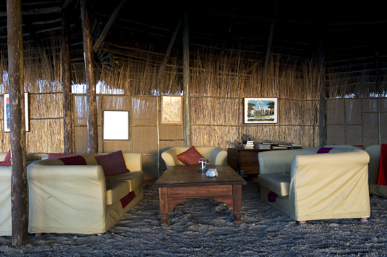 Kambi ya Tembo Kambi ya Tembo: Lounge