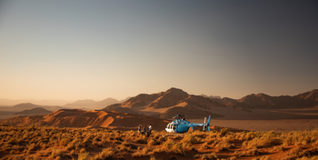 andBeyond Sossusvlei Desert Lodge: Gelandeter Heli