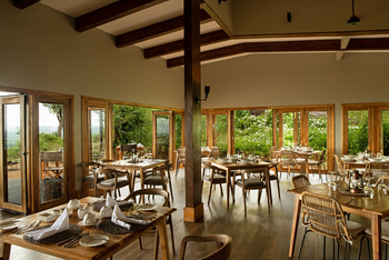 Lemala Mpingo Ridge Lodge: Speisesaal