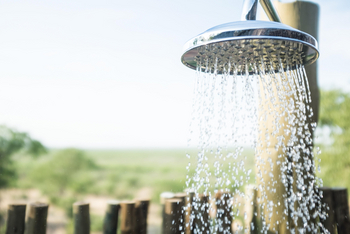 Ongava Lodge: Regenbrause